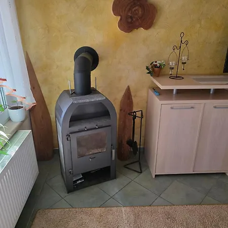Holiday home Kleiner Mit Kamin In Ruhiger Lage Finsterwalde
